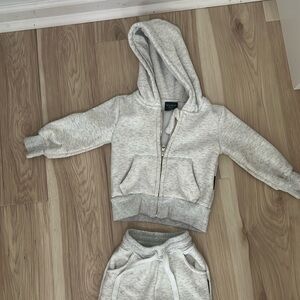 Little Bibsy toddler sweatsuit 12-18 months